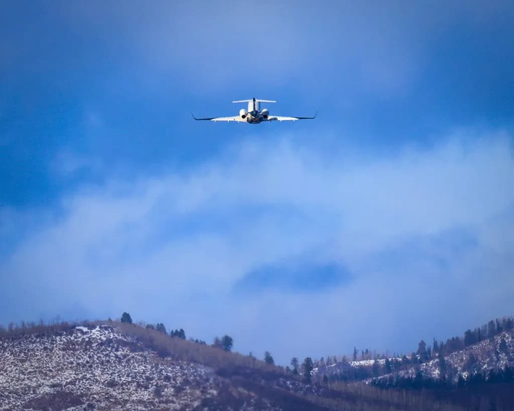Pitkin County Skips Expensive Particle Counting for Airport Emissions