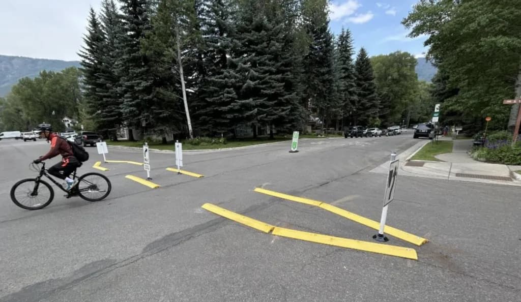 Aspen to Install Bollards on W. Hopkins and W. Hallam to Curb Motorized Traffic