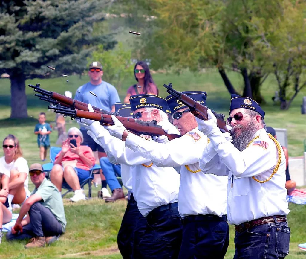 Steamboat Springs honors veterans at cemetery ceremony