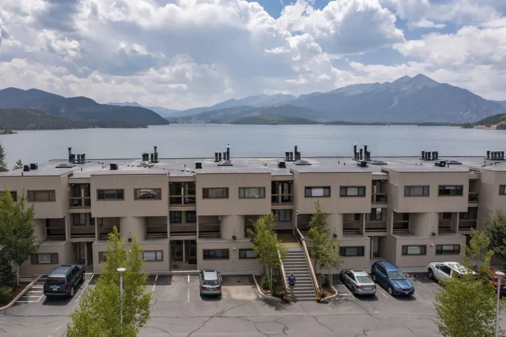 Colorado Single-Family Homes Outpace Condos in July Market