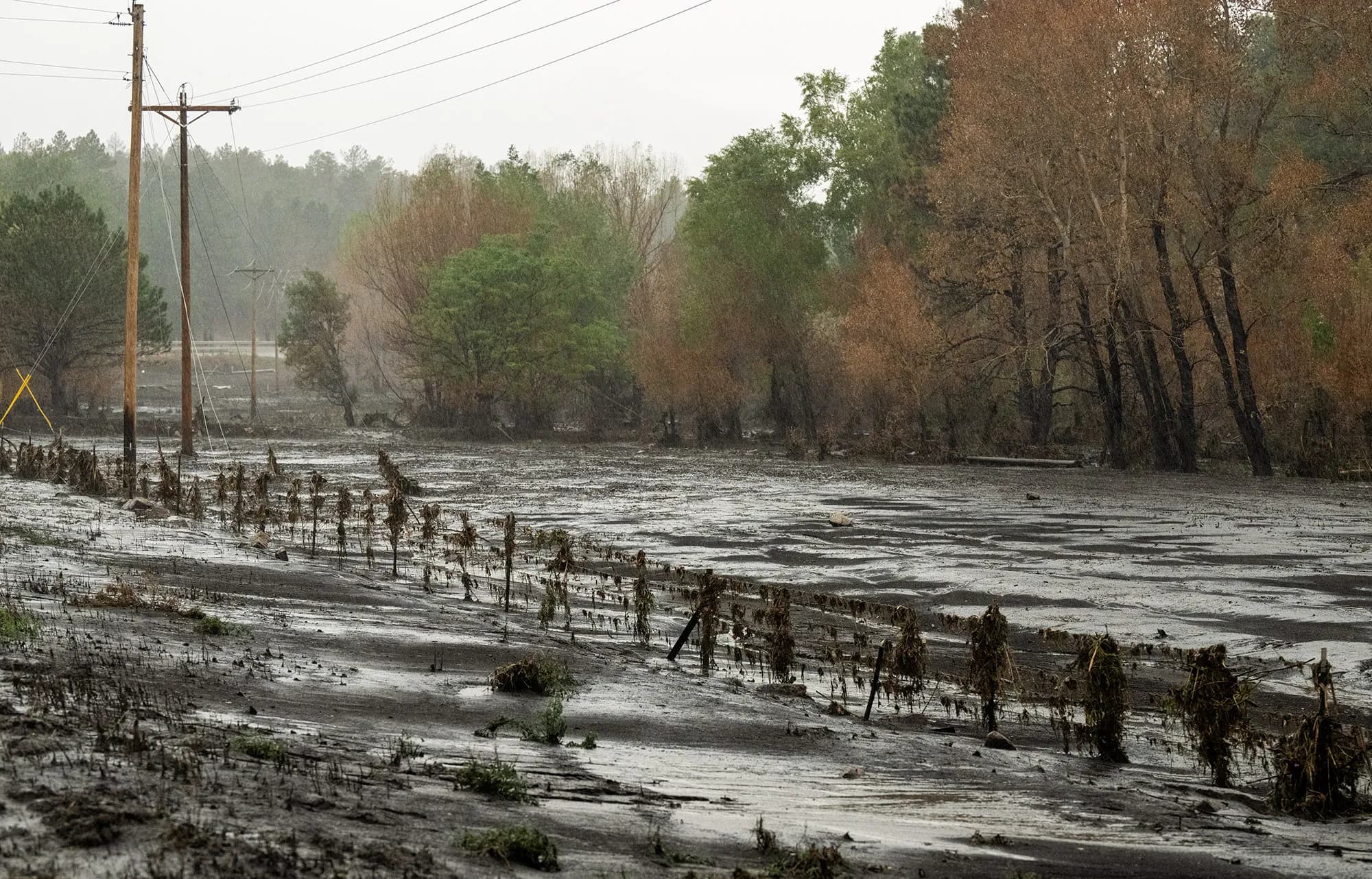 Heavy Rain on Gold Mountain and Aspen Acres Fires Closes Highways in Southern Colorado