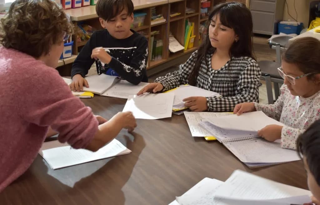 Lawmakers Extend Teacher Recruitment Program for One Year