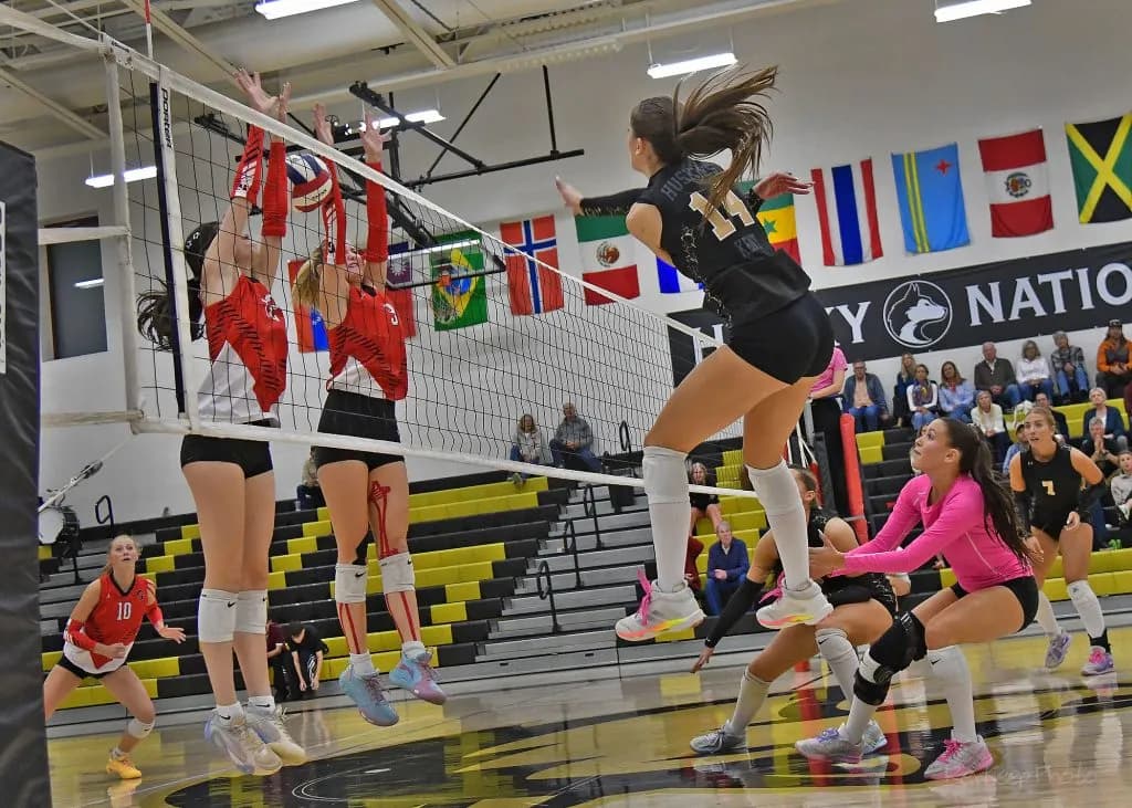 Battle Mountain Huskies Defeat Glenwood Springs to Secure Playoff Host
