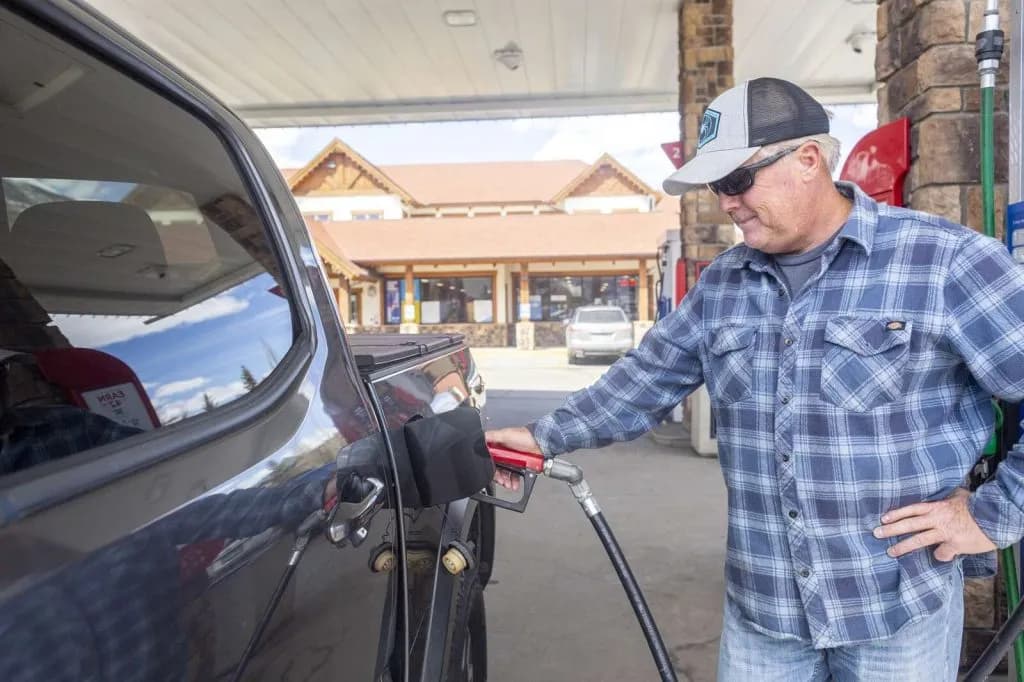 Western Slope Drivers Face $5.75 Gas and I-70 Gridlock