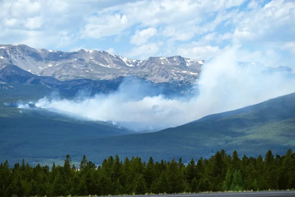 Willow Fire Expands to Nearly 4,000 Acres, Triggering Mandatory Evacuations in Lake County