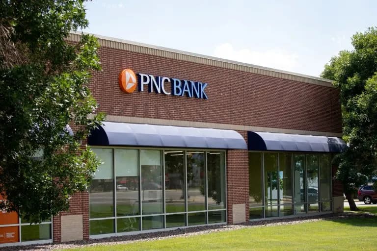 PNC Bank Merger Causes Long Lines and Account Glitches in Roaring Fork Valley