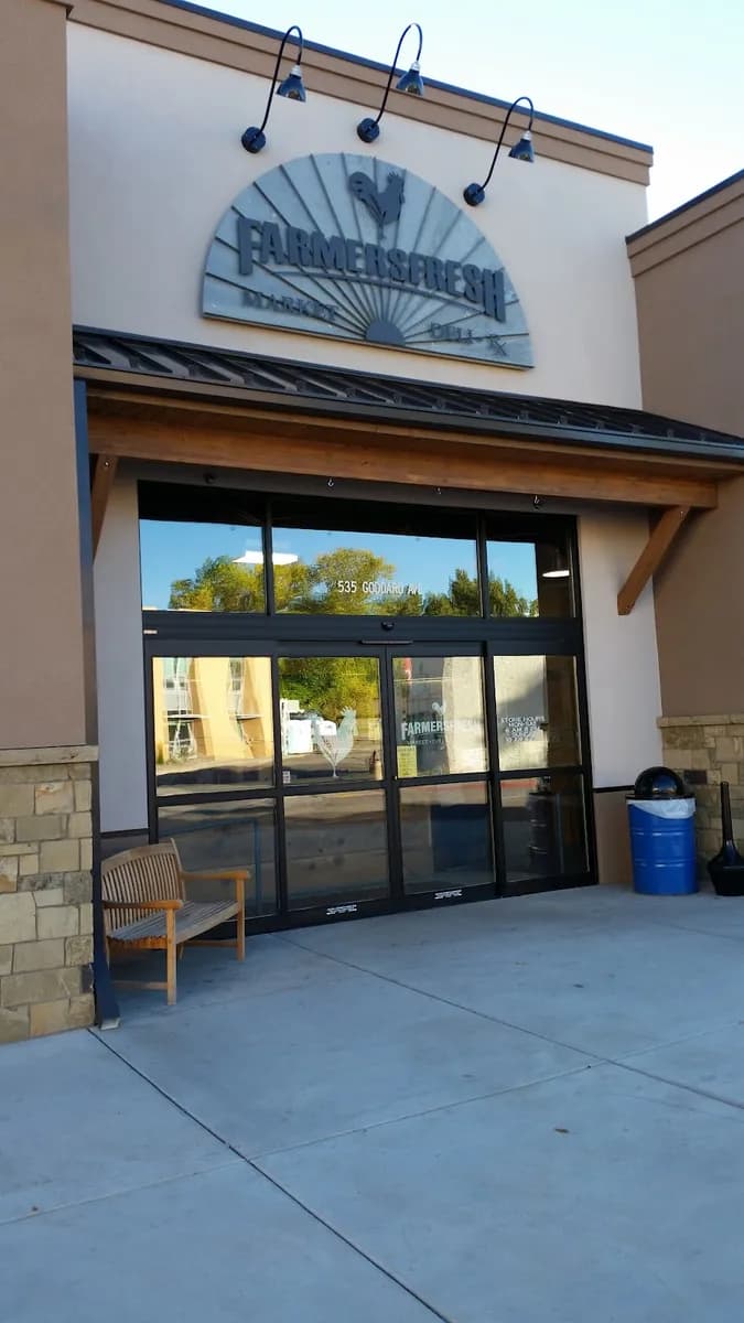 Farmer's Fresh Market