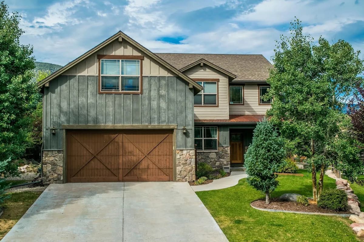 Shawn Manwaring, Realtor