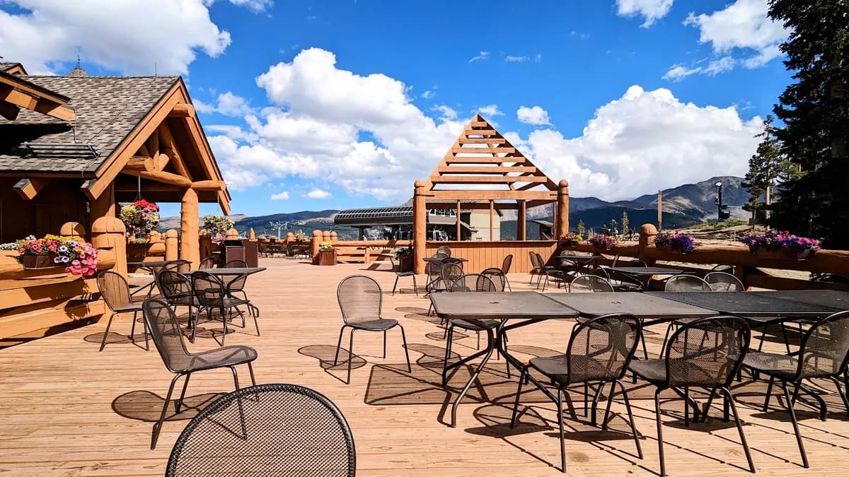 Sunspot Mountaintop Lodge