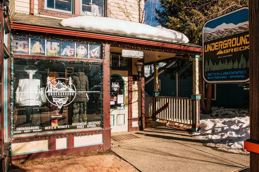 Underground Snowboards