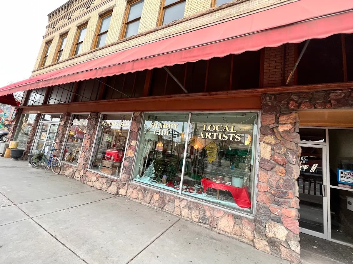 4th & Main Exchange