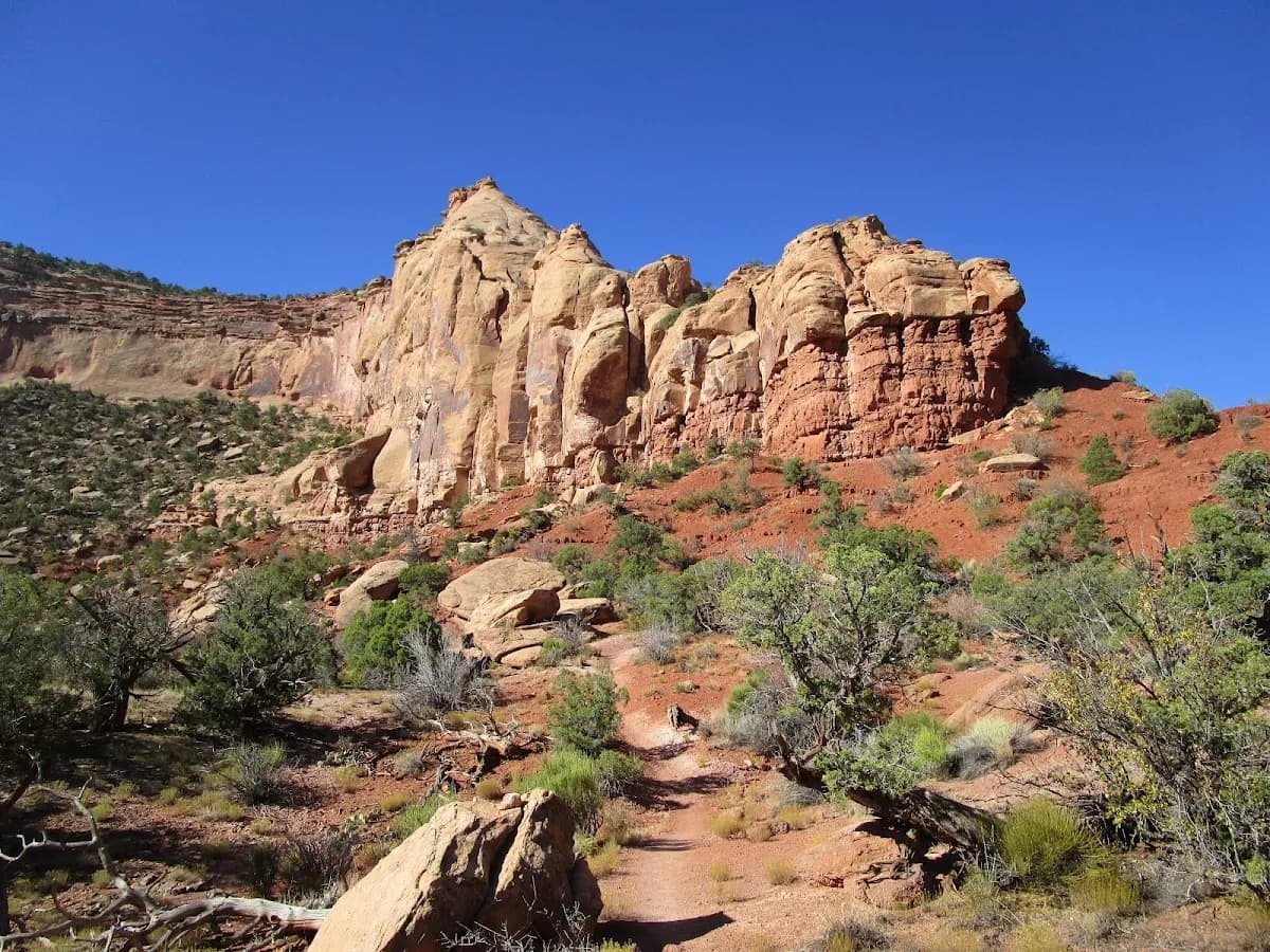 Monument Canyon Trailhead