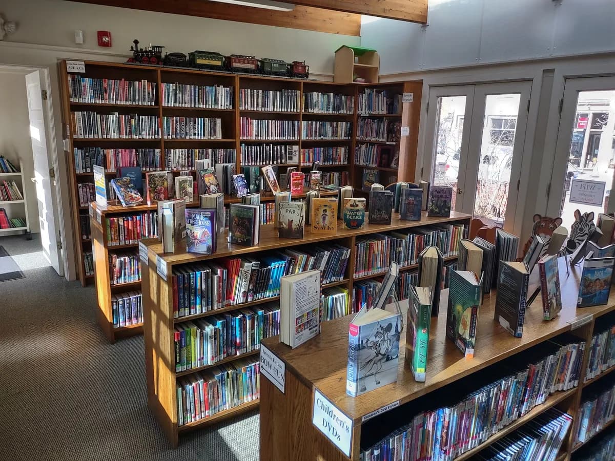 John Tomay Memorial Library photo 3