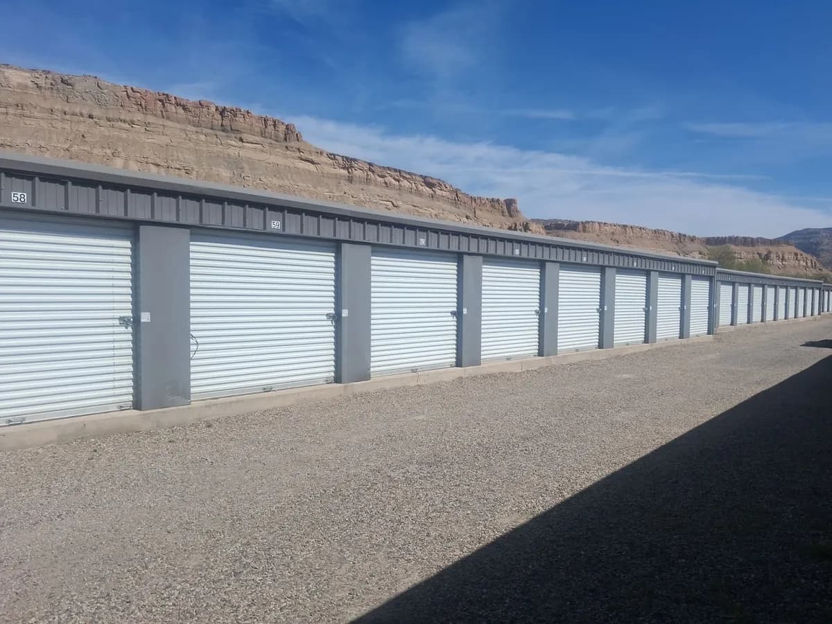 10 Federal Storage photo 2