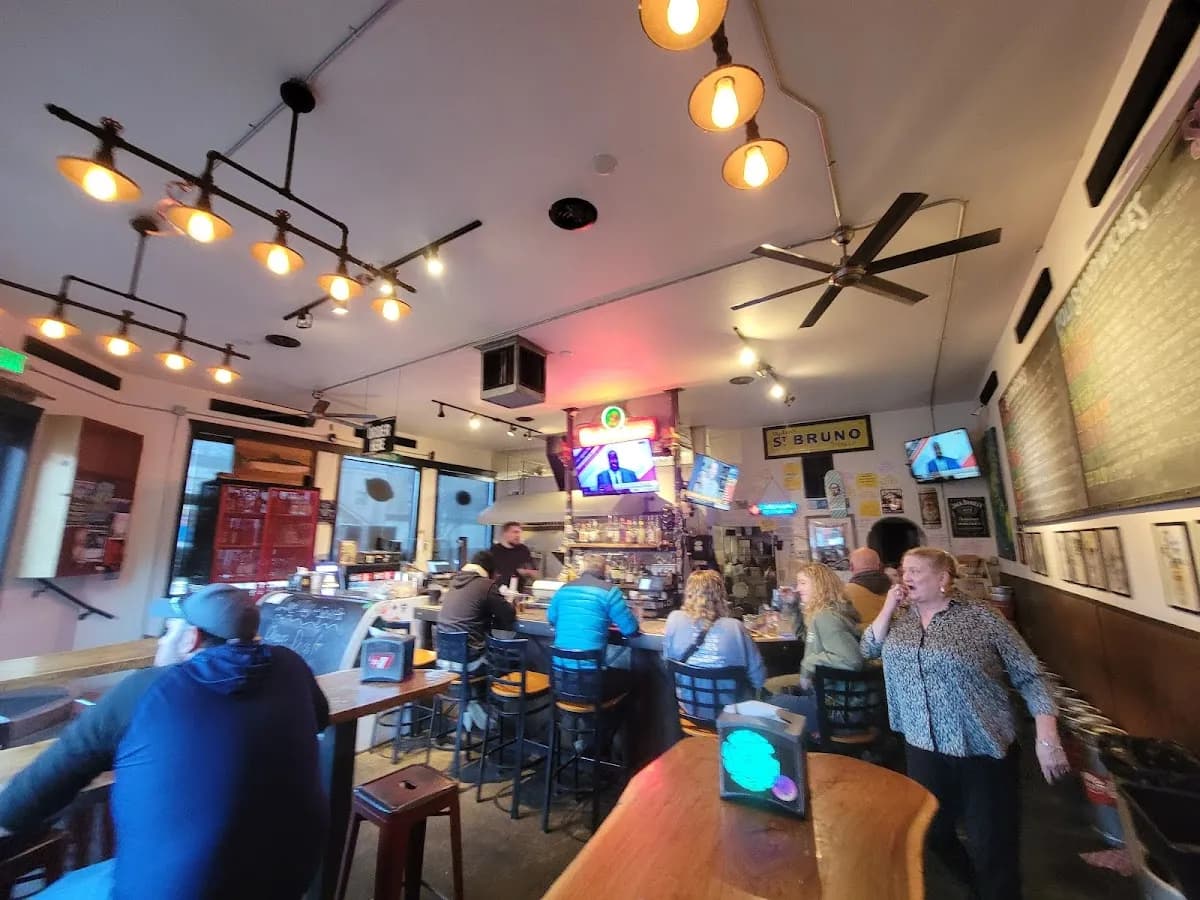 2nd Deli & Spirits