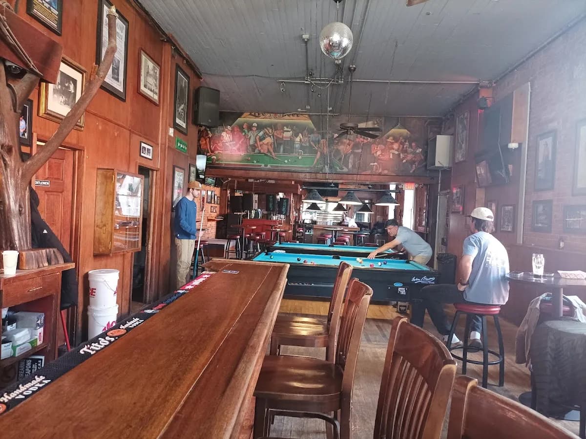 El Rancho Tavern photo 1