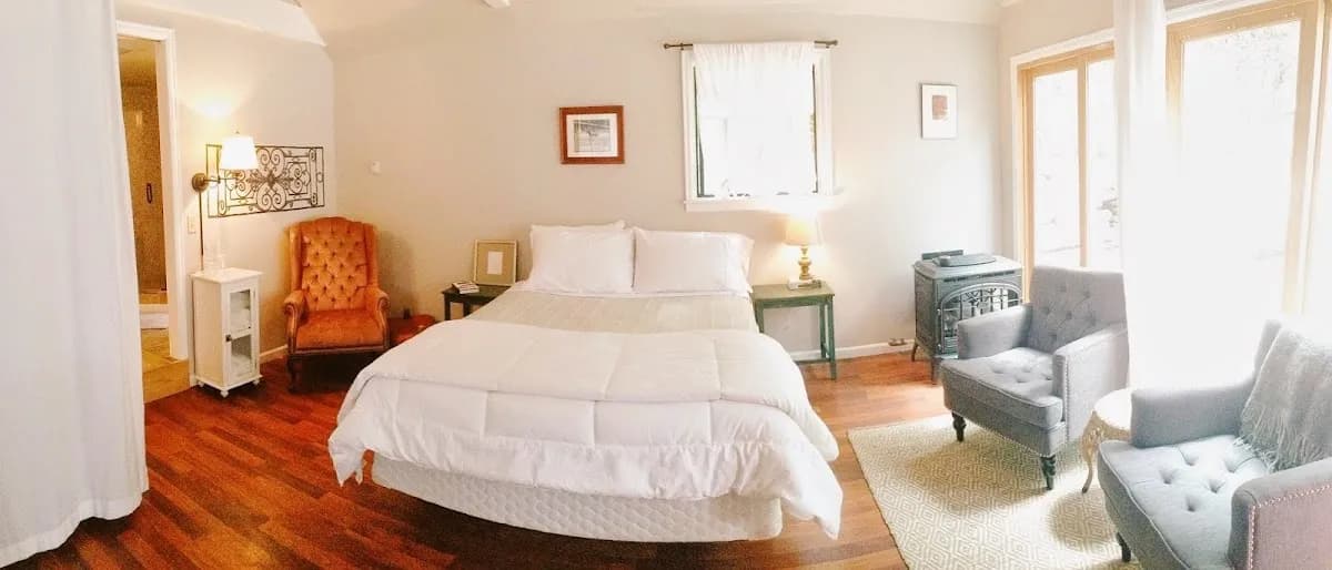 Guest Cottage