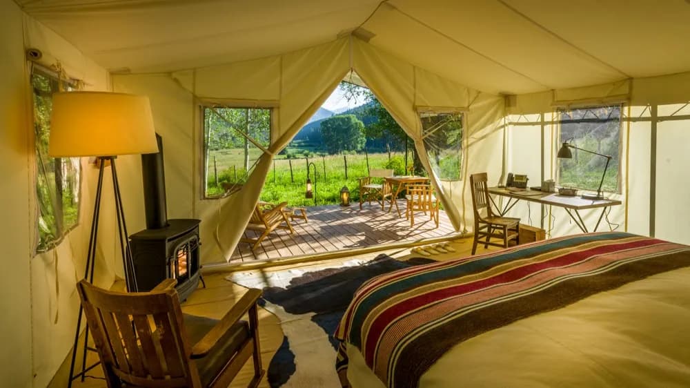Dunton River Camp