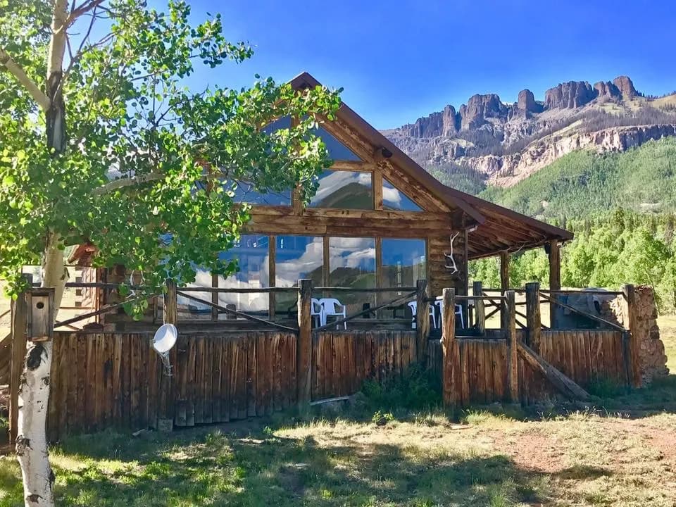 Cabins at Lost Trail