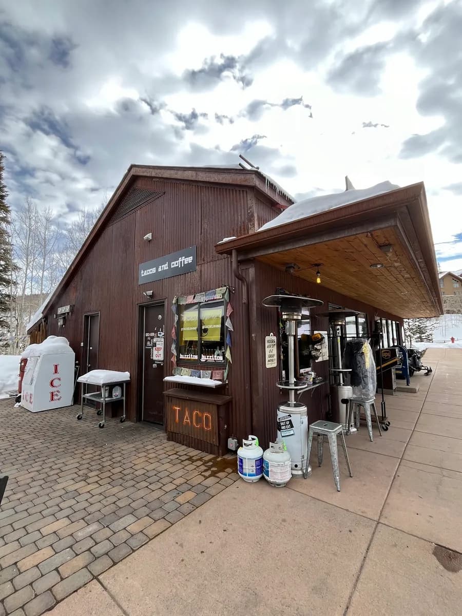 El Rhino Taco Cafe