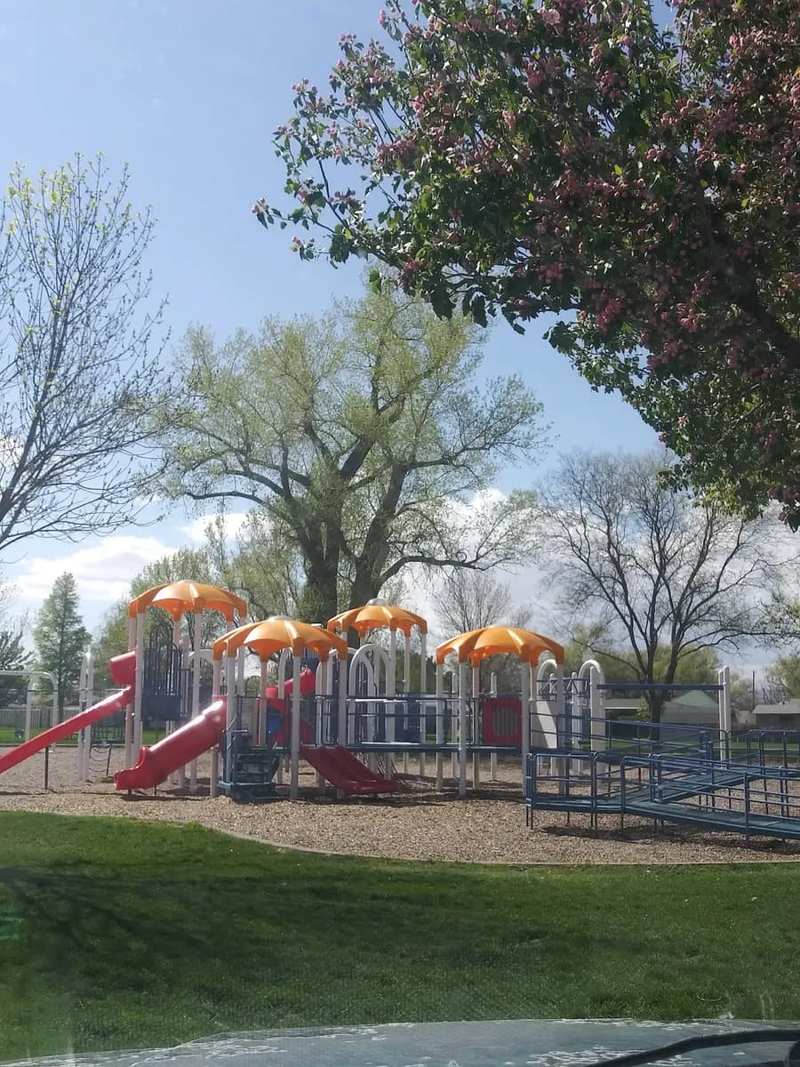 Columbine Park photo 1