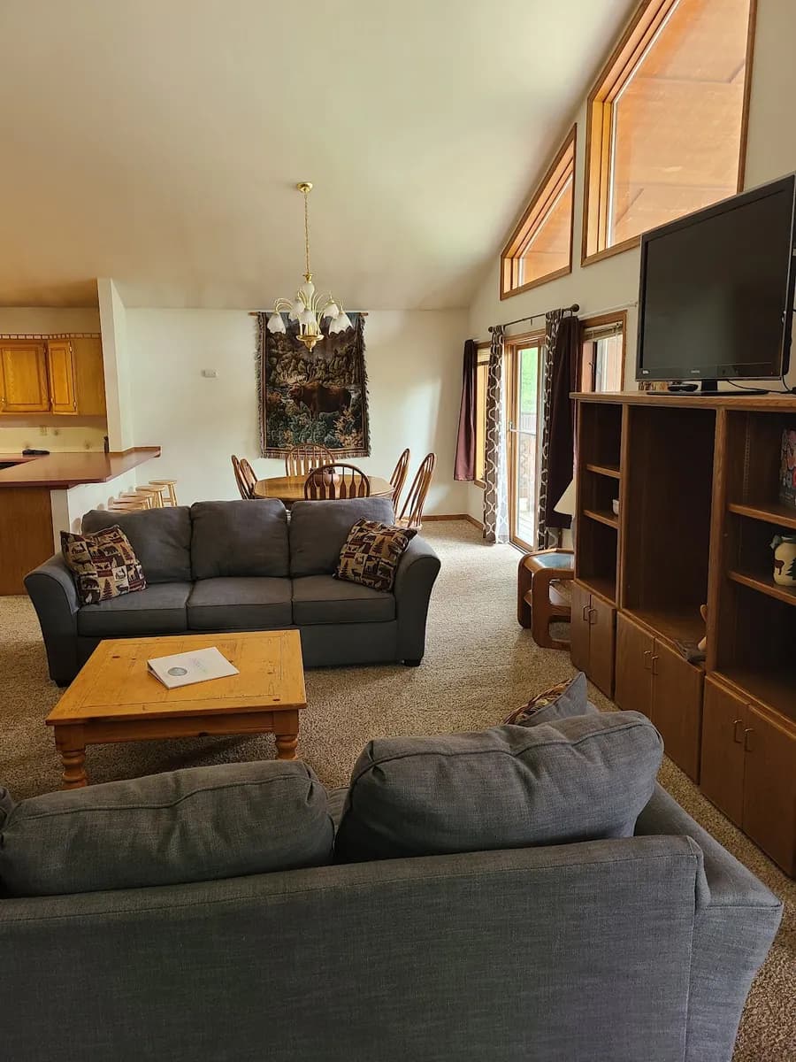 Private Home Lake Purgatory-Awesome Views-NEW RATES-Last Minute Specials