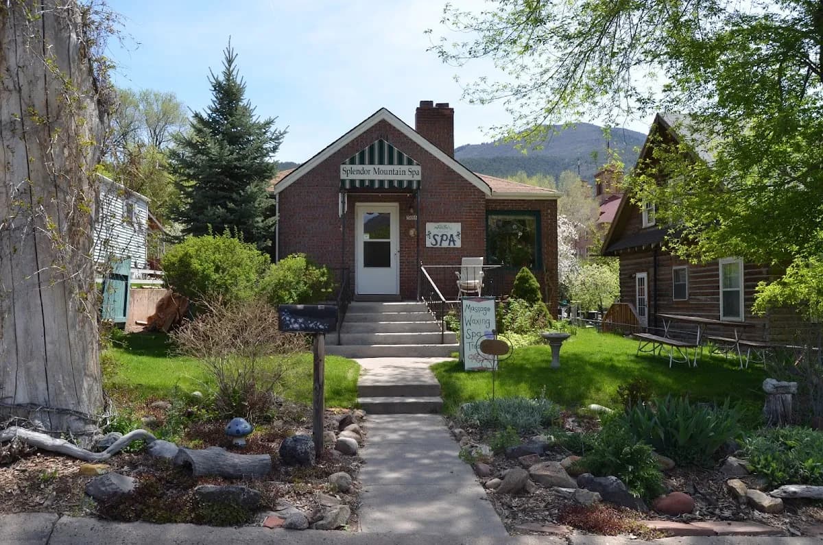 Splendor Mountain Spa & Guest Cottage
