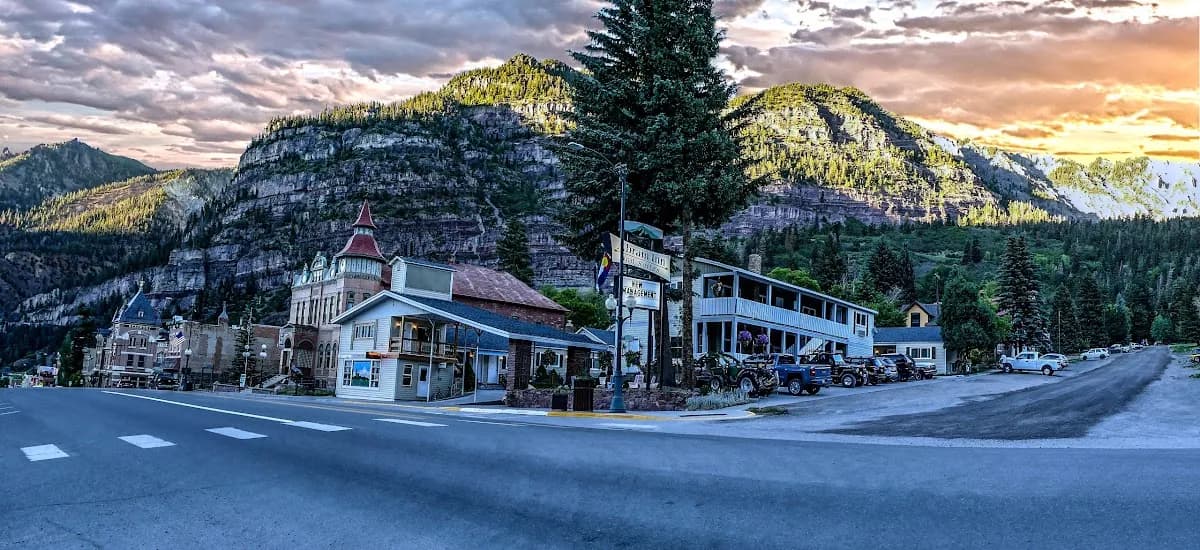 Abram Inn & Suites