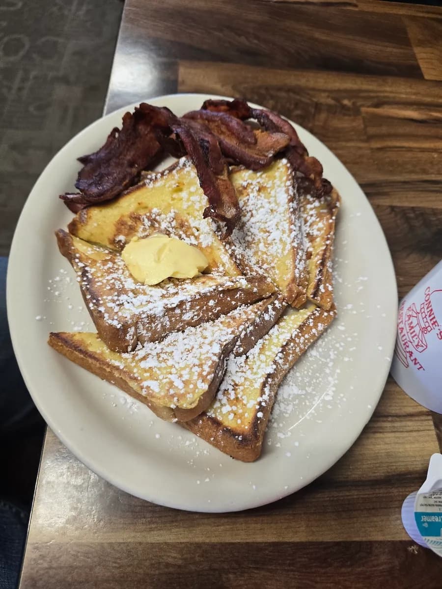 Connie's | Family Restaurant