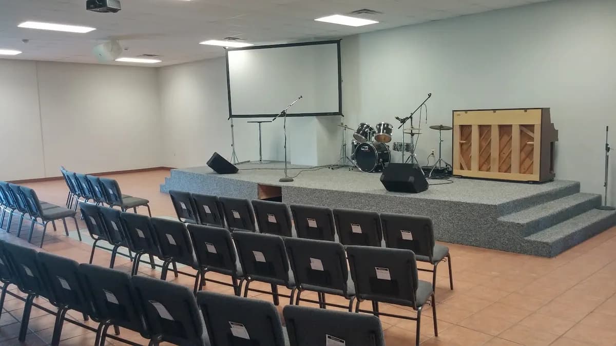 970.church photo 2