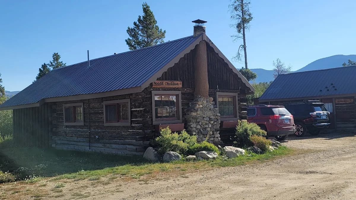 Cabin ∙ 2 bedrooms ∙ 4 guests