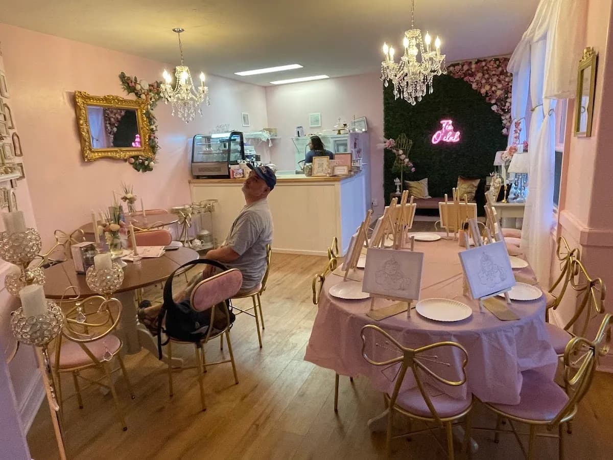The Tea Party by Little Stars Cakery