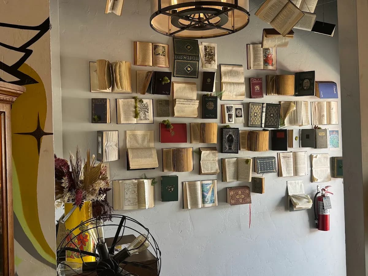 House of Vibes Coffee and Curio