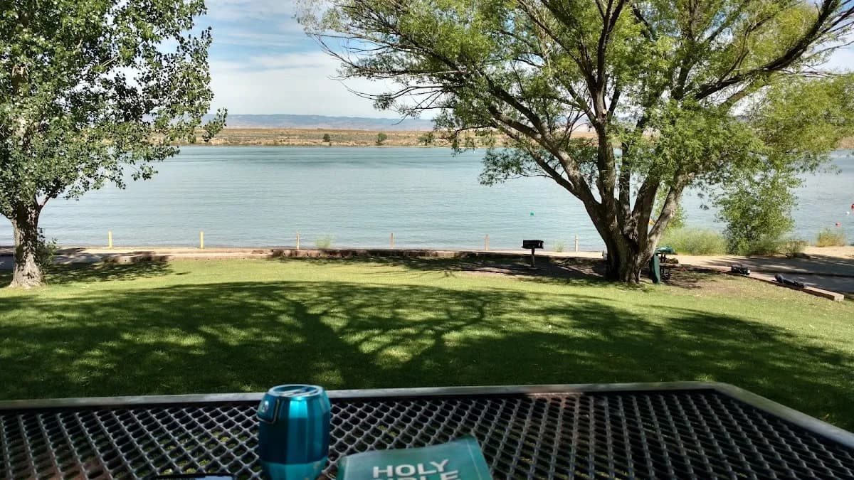 Highline Lake State Park