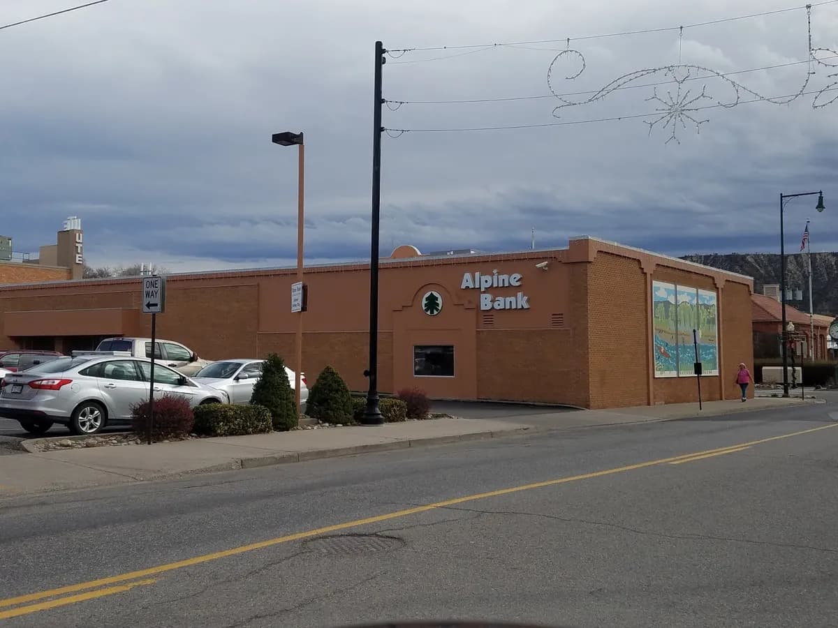 Alpine Bank photo 3