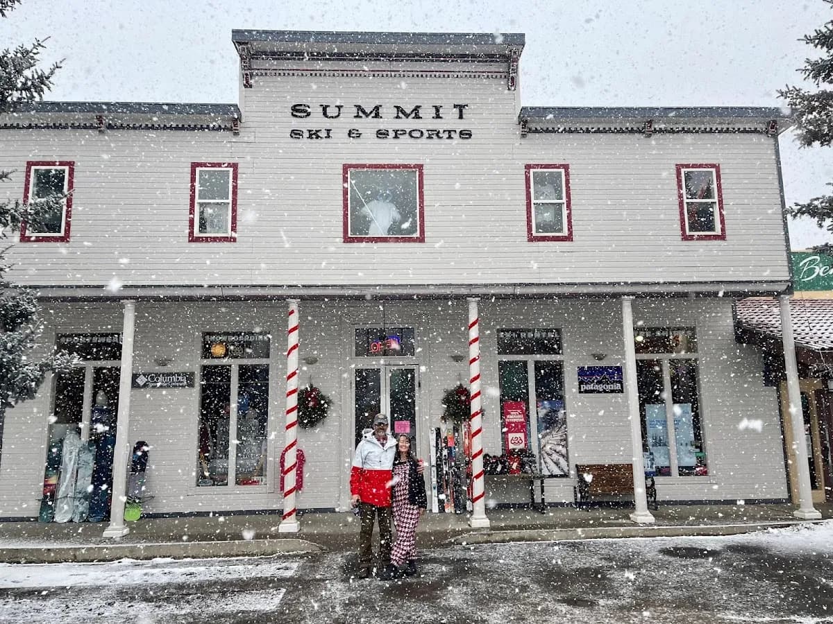 Summit Ski and Sports