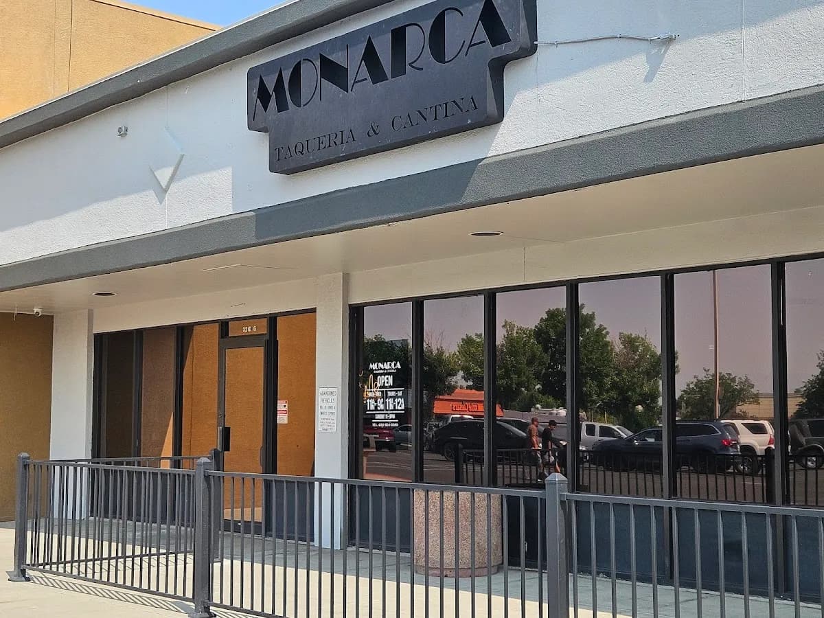 Monarca Taqueria & Cantina