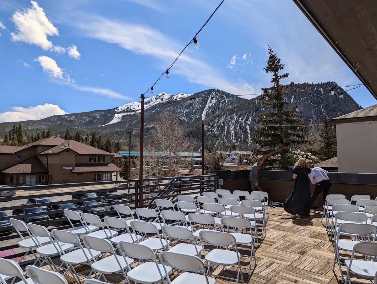 10 Mile Wedding Hall