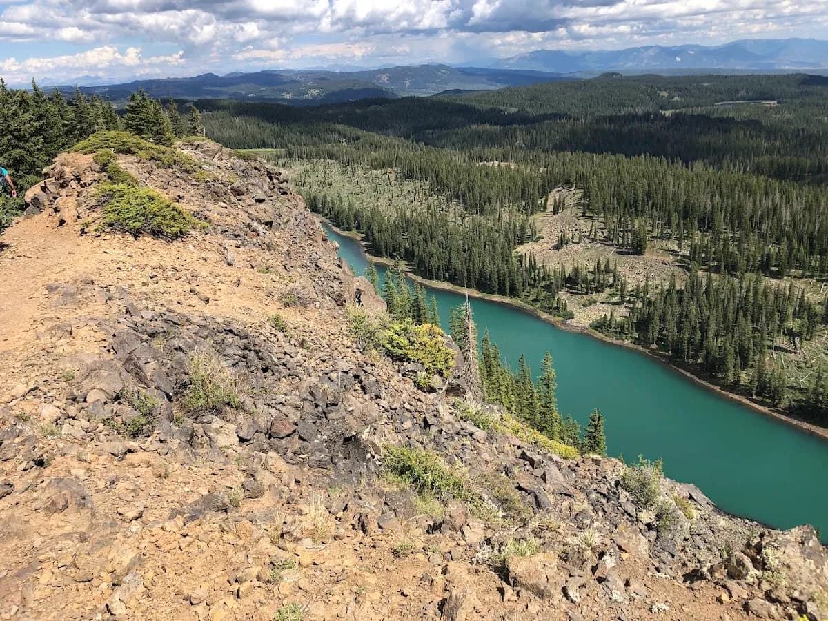Crags Crest Trailhead