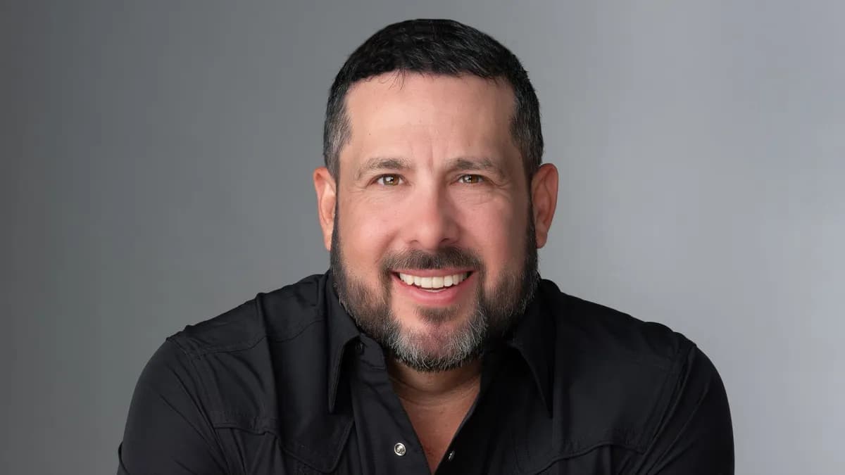 Steve Treviño Family Man Tour