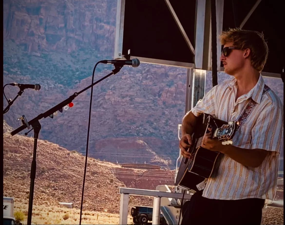 Keifer McCloud in Concert at Cavalcade