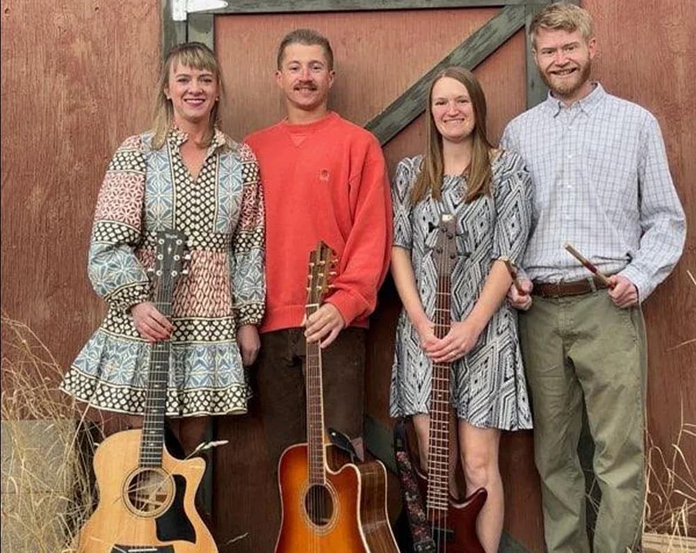 MUSIC ON THE GREEN: APPLE PIE
