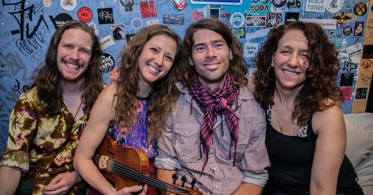 The Sweet Lillies (21+ Event)