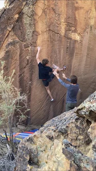 The Hamstringer (submitted as 5'7" and Up)