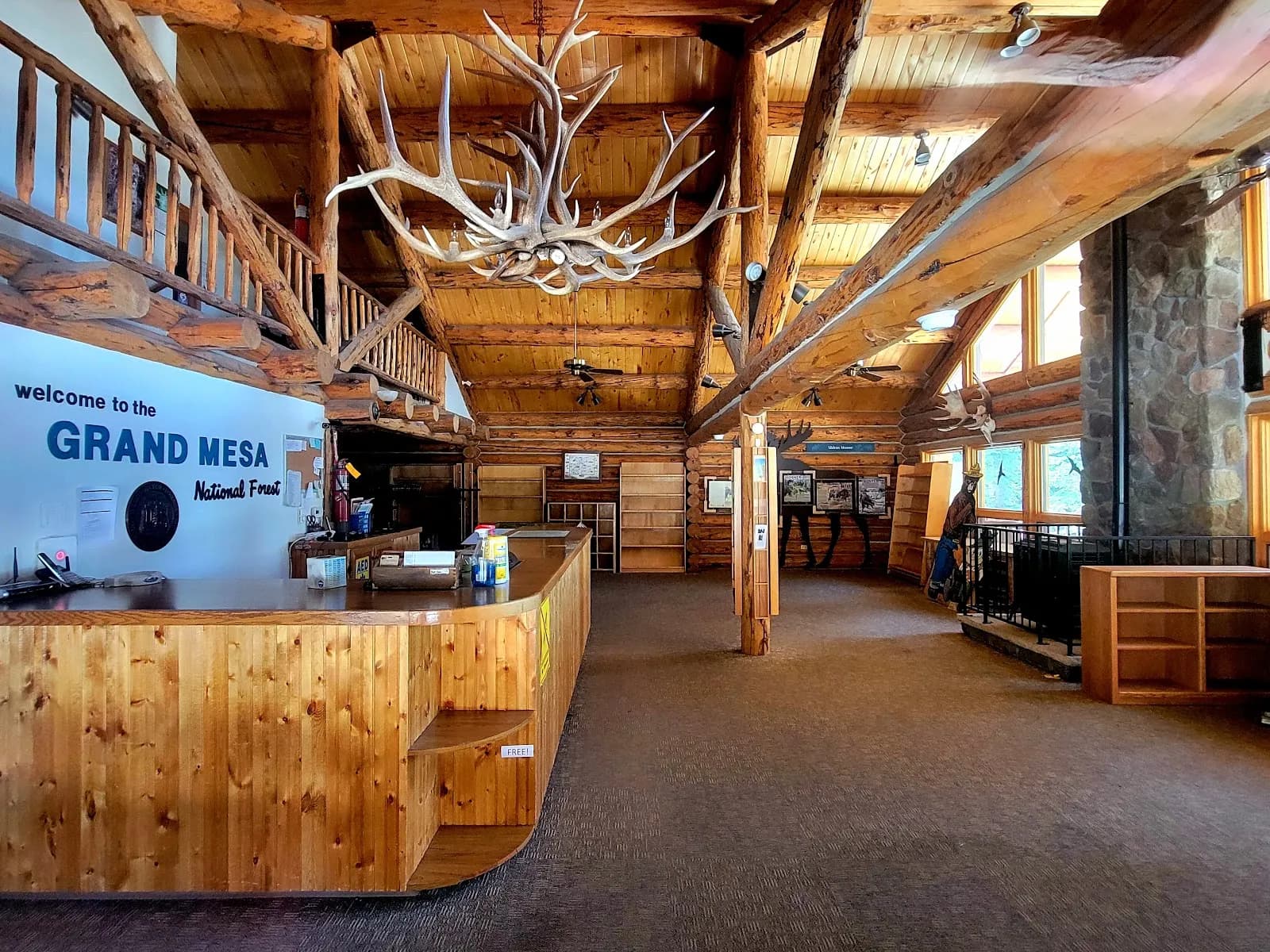 Grand Mesa Visitor Center - Grand Valley RD