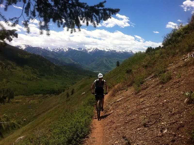 Hunter Creek (Overlook) trail