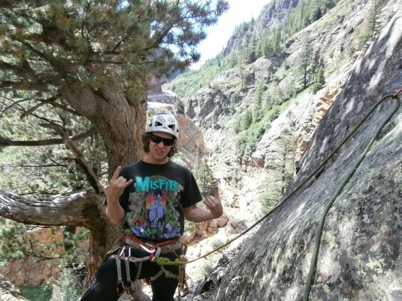 Astro Zombies view 3