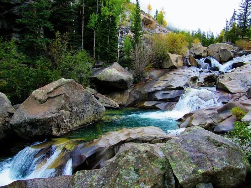 Cascades View Trail