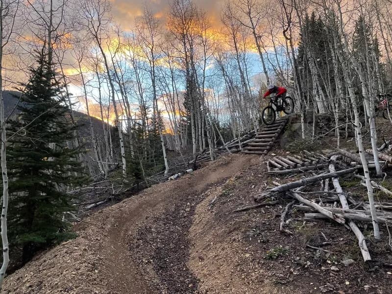 Rainbow Trail Alt Downhill