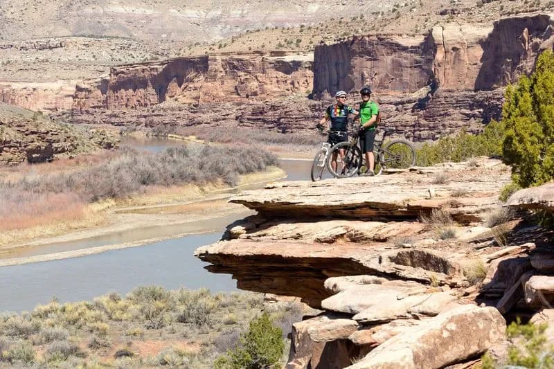Horsethief Bench